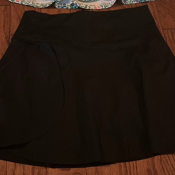 2 skorts - Picture 2 of 5